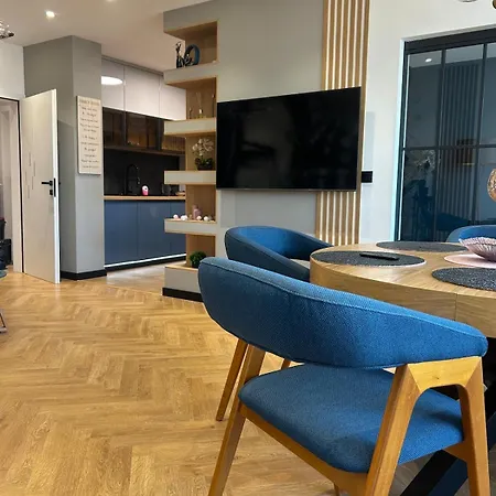 Apartment Blue Iris, 2br, Stunning Views, Jacuzzi And Workspace *