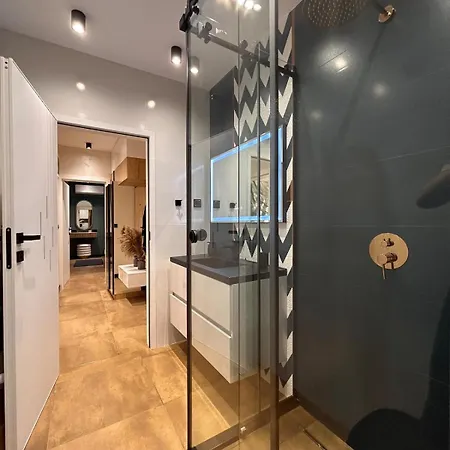 Apartment Blue Iris, 2br, Stunning Views, Jacuzzi And Workspace Sofia