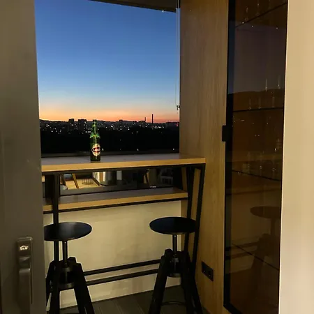 Blue Iris, 2br, Stunning Views, Jacuzzi And Workspace Appartement Sofia