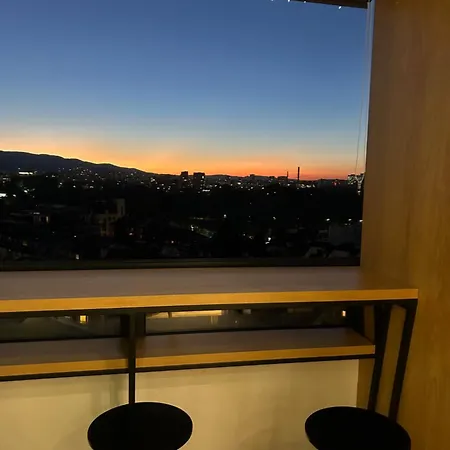 Blue Iris, 2br, Stunning Views, Jacuzzi And Workspace Appartement Sofia