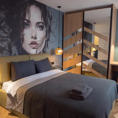 Apartman Blue Iris, 2br, Workspace, Jacuzzi And Stunning Views