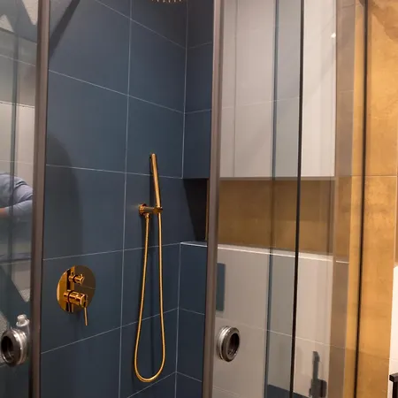 Appartement Blue Iris, 2br, Workspace, Jacuzzi And Stunning Views *