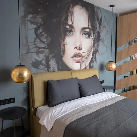 Blue Iris, 2br, Stunning Views, Jacuzzi And Workspace Appartement Sofia