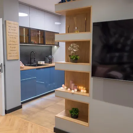 Blue Iris, 2br, Workspace, Jacuzzi And Stunning Views *