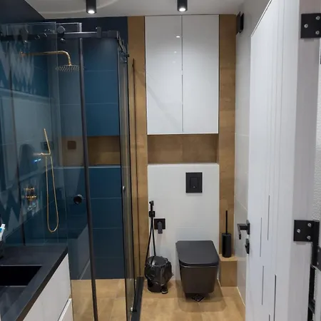 Blue Iris, 2br, Stunning Views, Jacuzzi And Workspace 아파트