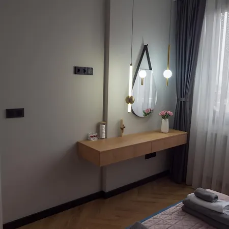 아파트 Blue Iris, 2br, Stunning Views, Jacuzzi And Workspace *